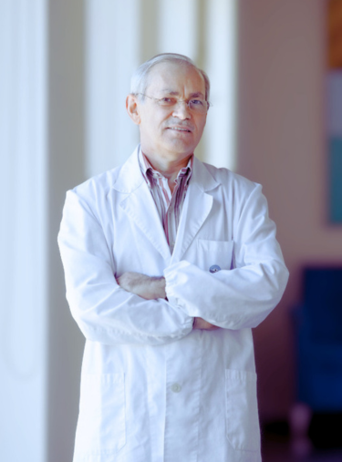 Dr. Areosa Cruz