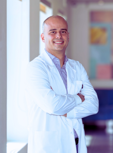 Dr. Nuno Gomes