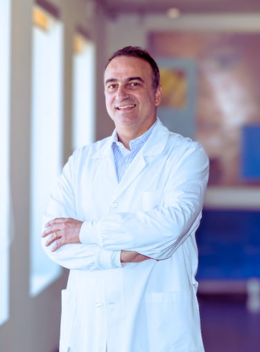 Dr. Vítor Leal